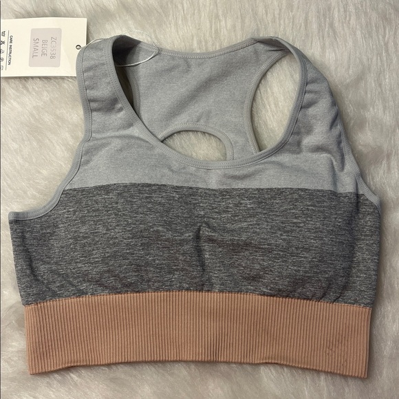 Colorblock Workout Set - Size Small - Picture 2 of 8